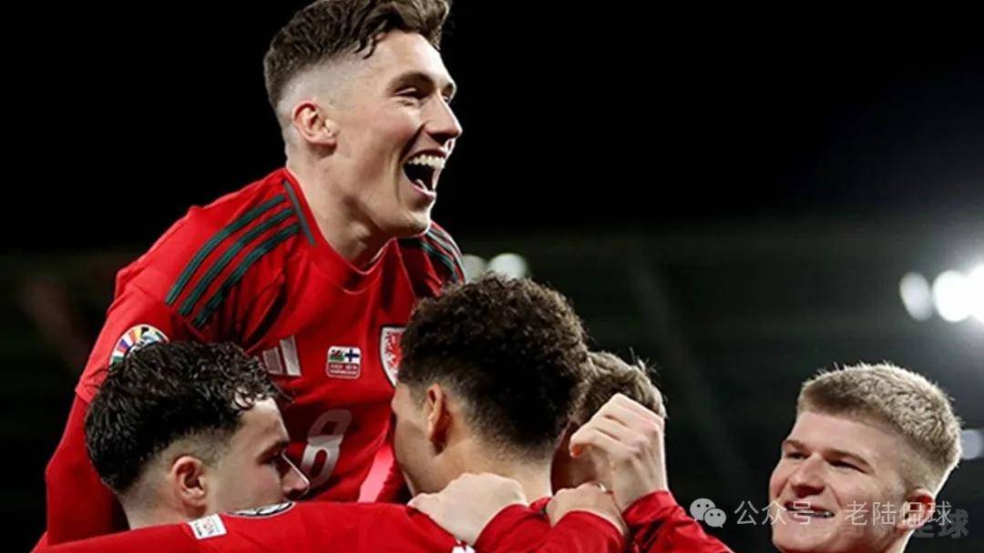 包含荷兰-险胜波兰,实现晋级之路的词条 包含荷兰-险胜波兰,实现晋级之路的词条