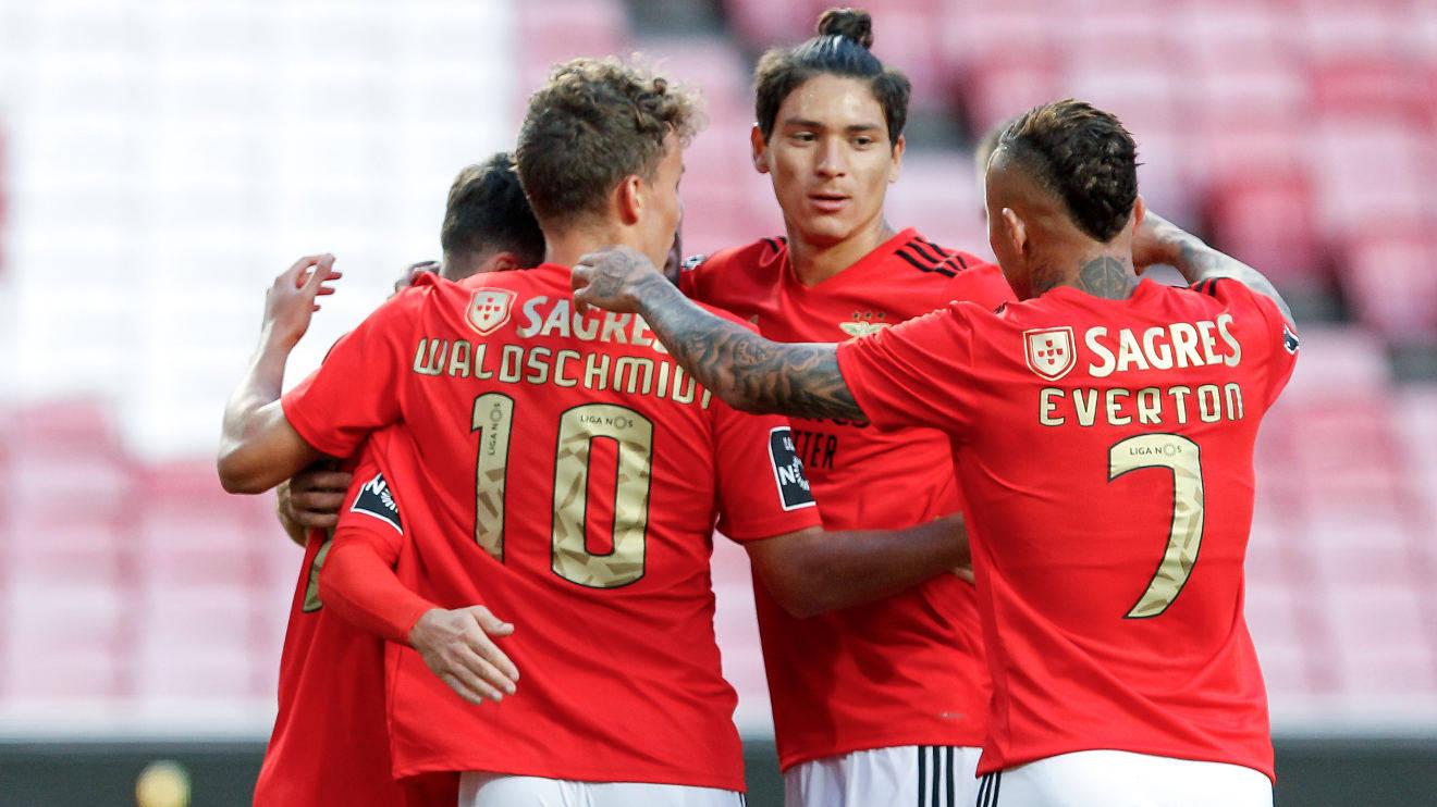 开云下载-葡萄牙女足超级联赛，波尔图对阵里斯本竞技