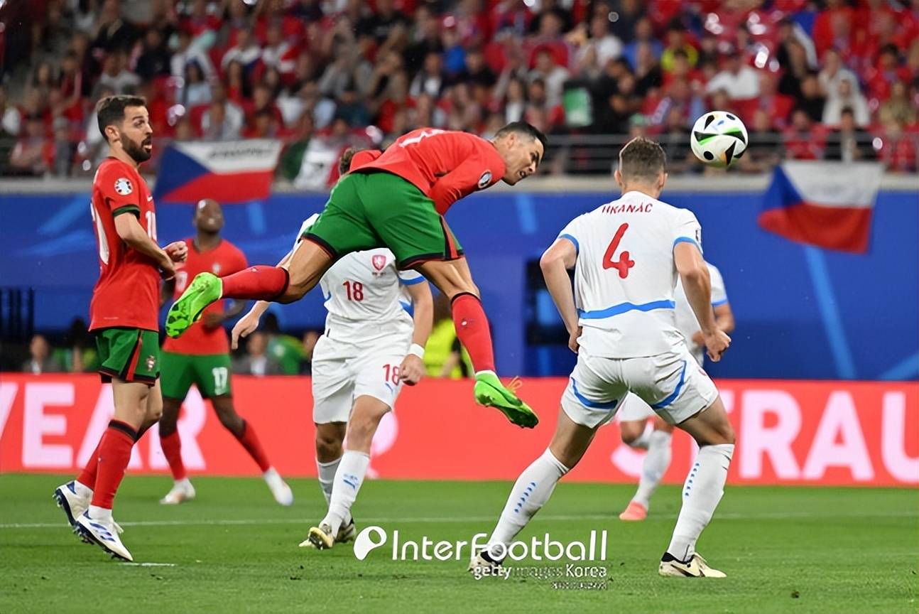 开云APP-包含葡萄牙国家队遭遇困境，面临淘汰压力的词条