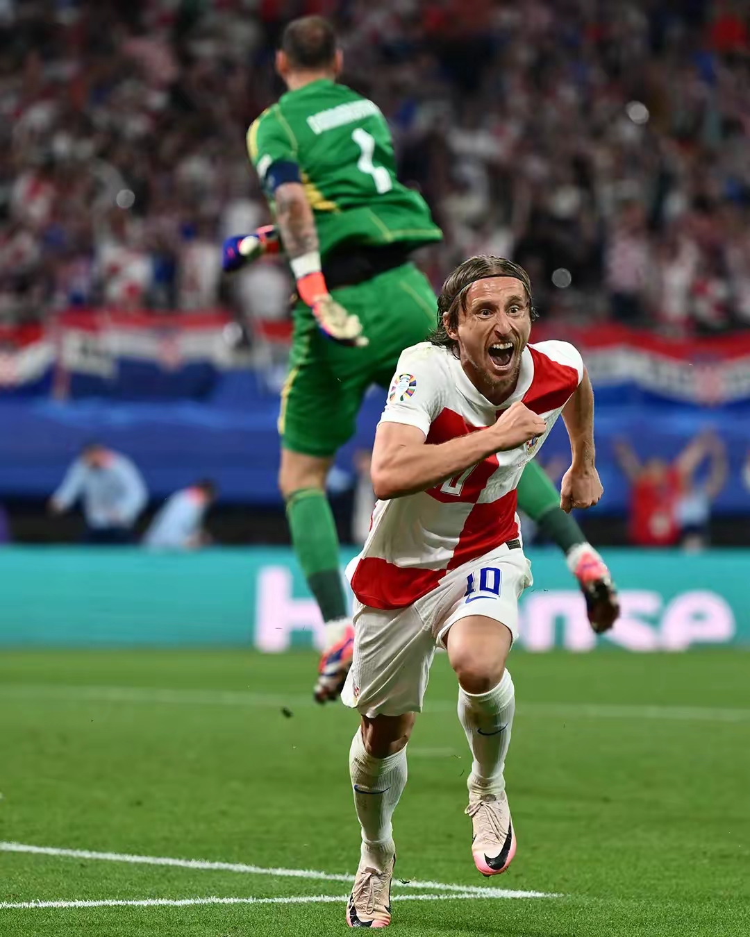 开云体育官方网站-克罗地亚对西班牙的比赛备受瞩目