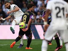 关于瓦拉多利德新赛季状态不佳，需努力追赶领先者的信息