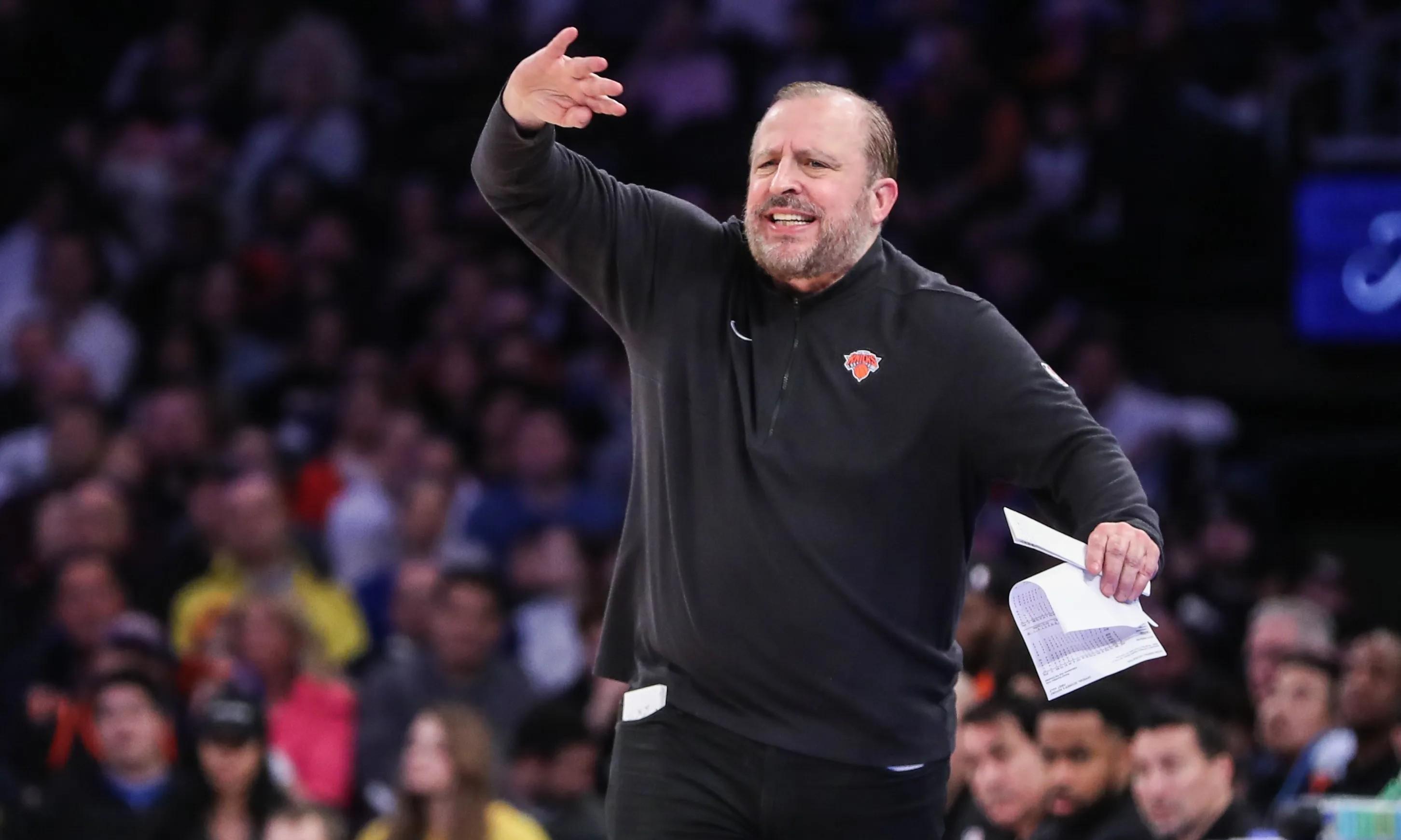 开云官网-尼克斯主帅赛后发表言论，备受球迷争议