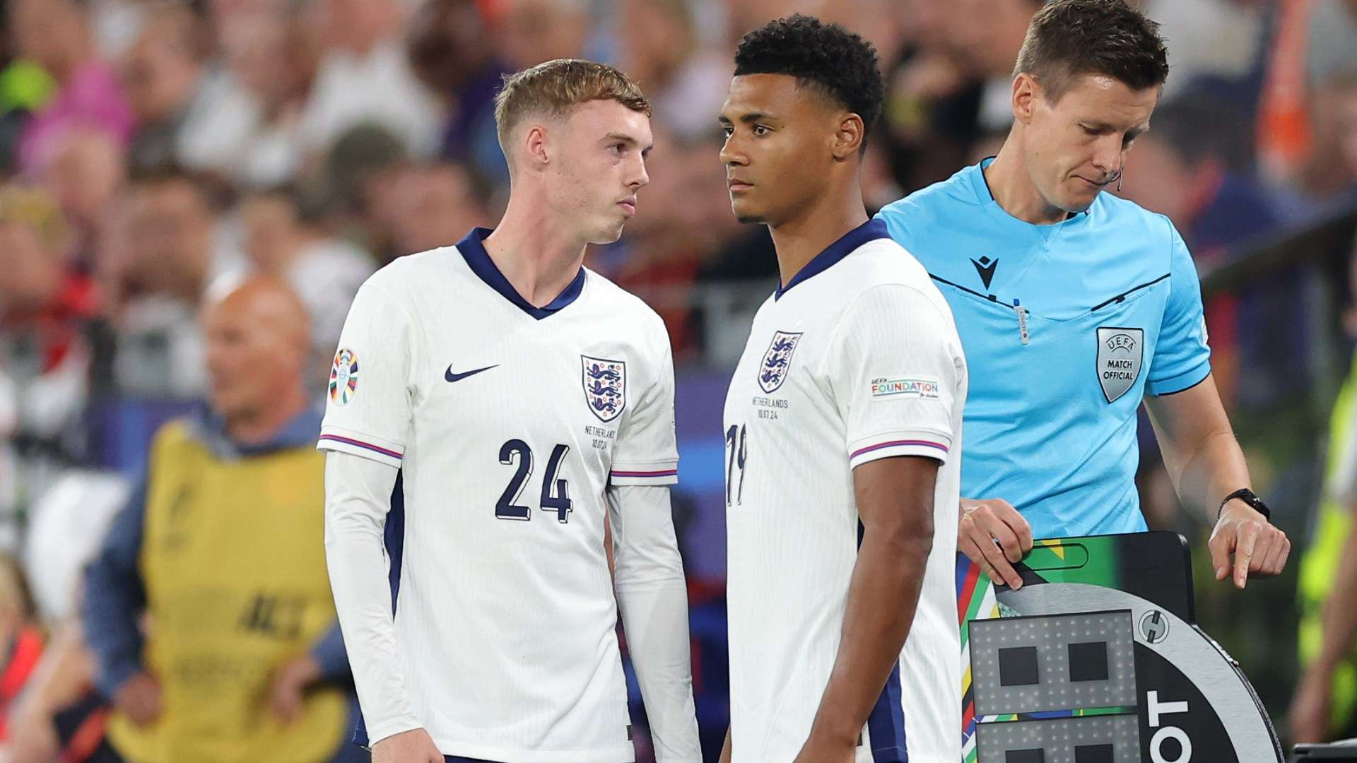 英格兰决胜时刻，瑞士绝不示弱