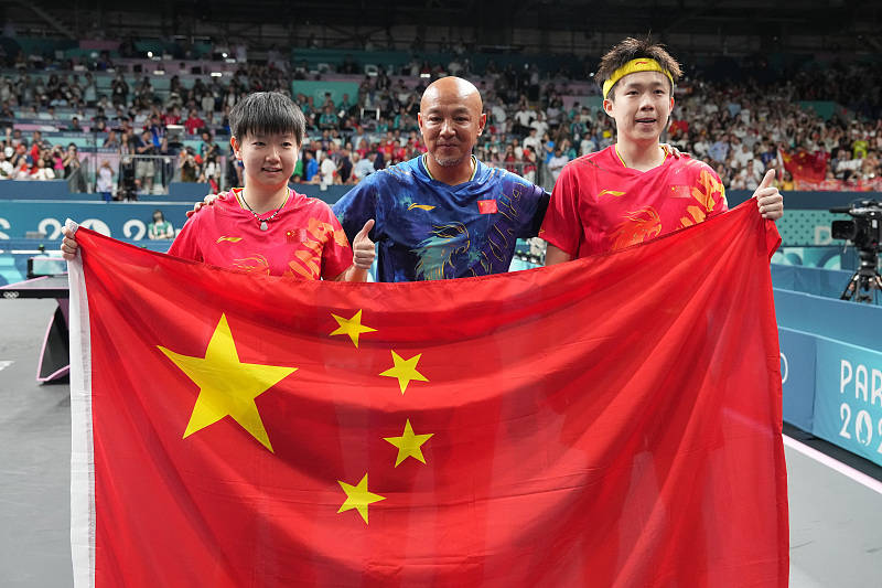 贝思莱上演绝杀,成为全队英雄 贝思莱上演绝杀,成为全队英雄