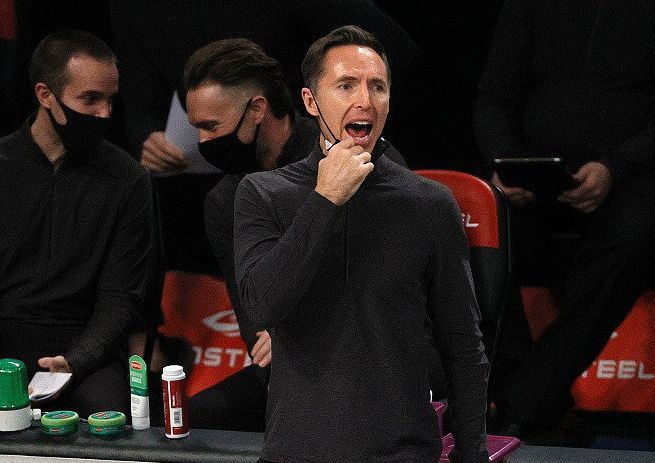 开云体育中国-篮网主教练遇困境，球队陷入困顿局面