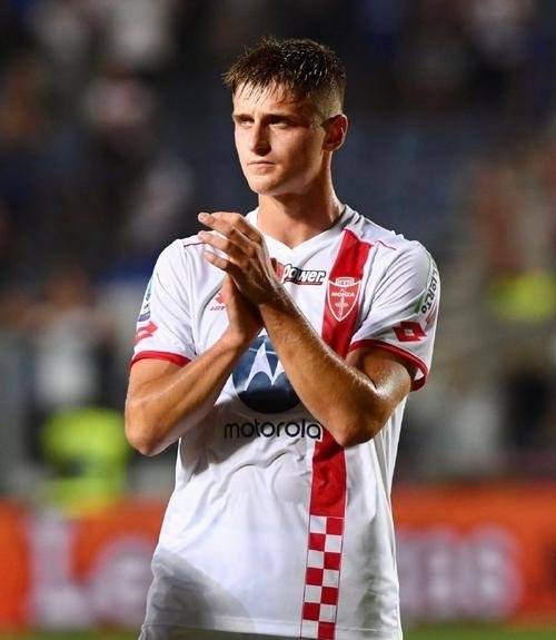 包含拉齐奥迎战亚特兰大,角逐榜首位置的词条 包含拉齐奥迎战亚特兰大,角逐榜首位置的词条