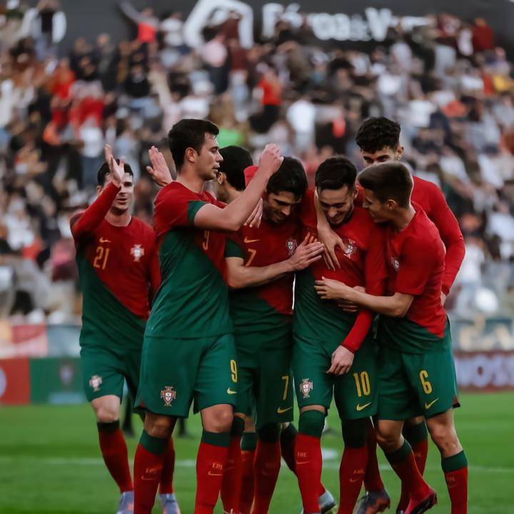 开云体育在线-瑞典队客场大胜格鲁吉亚，继续领跑小组的简单介绍