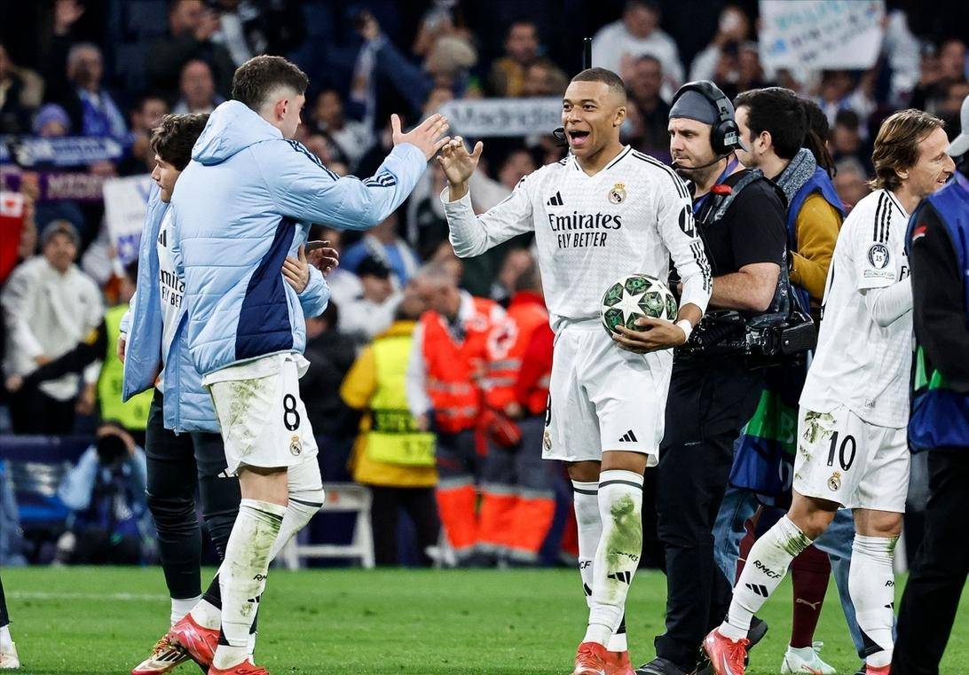 姆巴佩在欧冠中逆转掘金，赛后采访