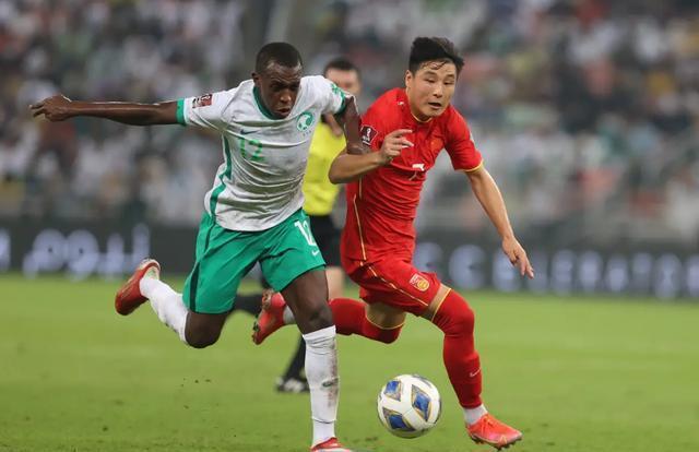 足球运动风靡各国，激情不减的简单介绍