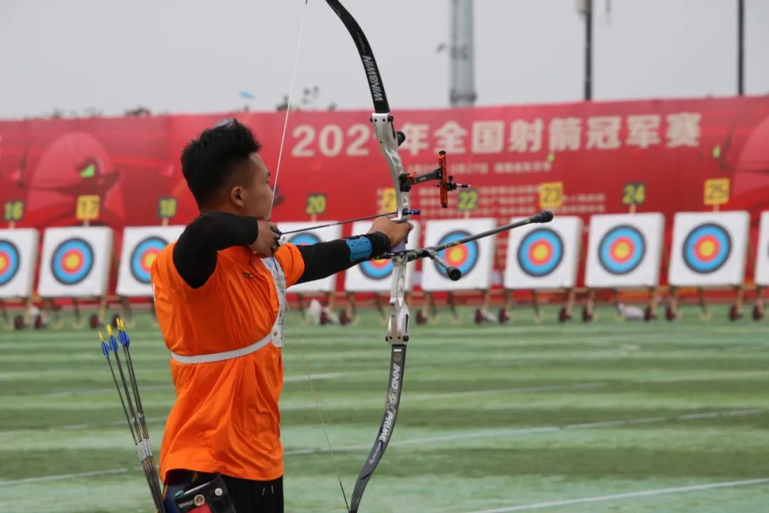 开云体育平台APP-射箭选手精准瞄准，箭矢直扑目标的简单介绍