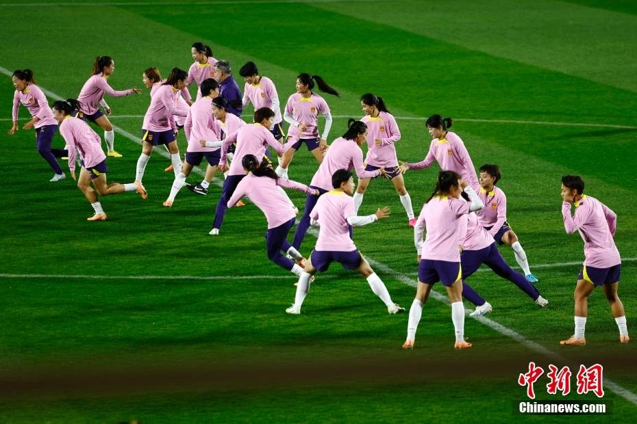 开云体育在线-澳大利亚女足在备战期间进行紧张训练，力求最佳状态的简单介绍