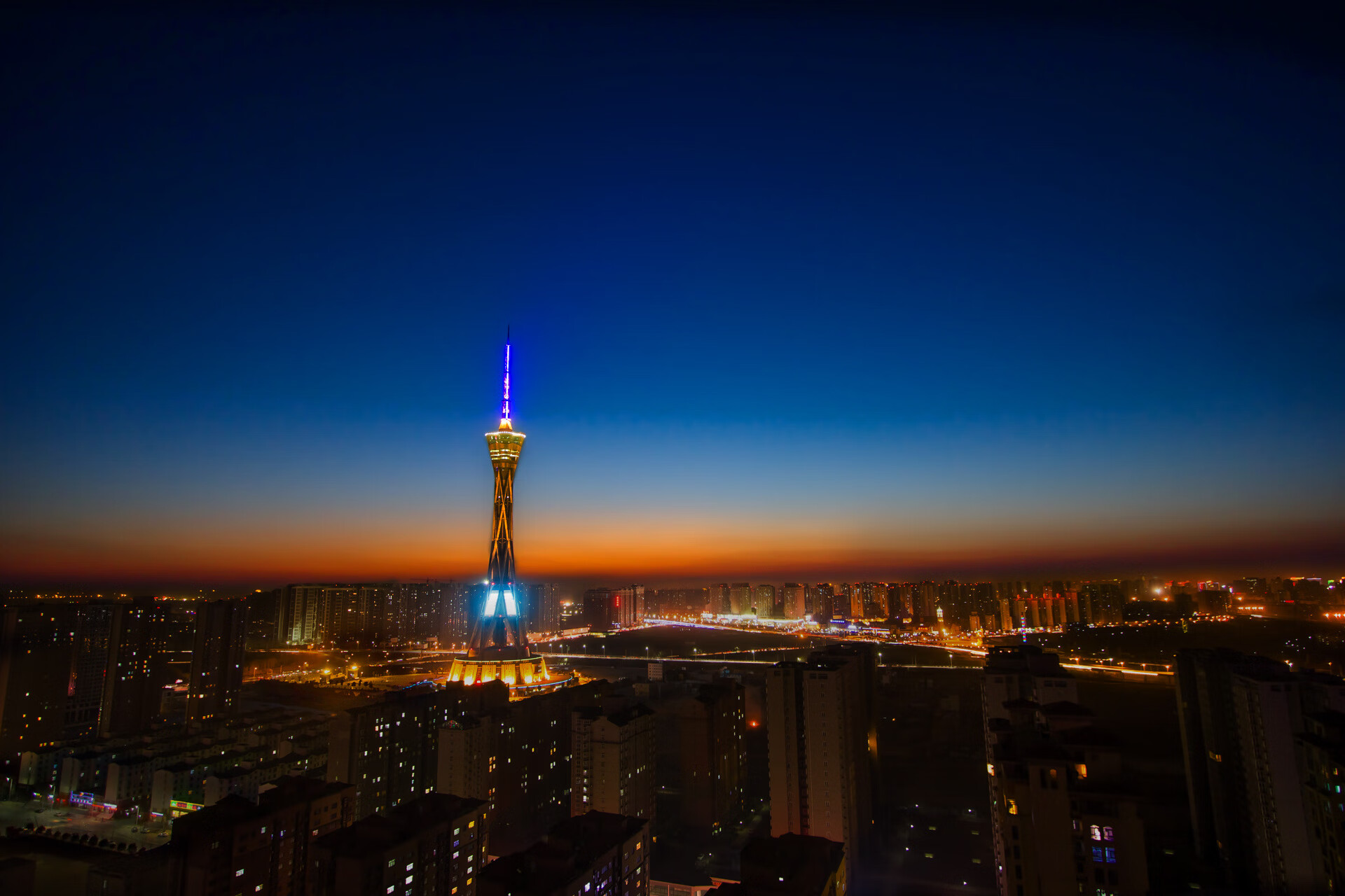 开云下载-爵士风暴席卷雷霆，新王班凯罗的加冕之战