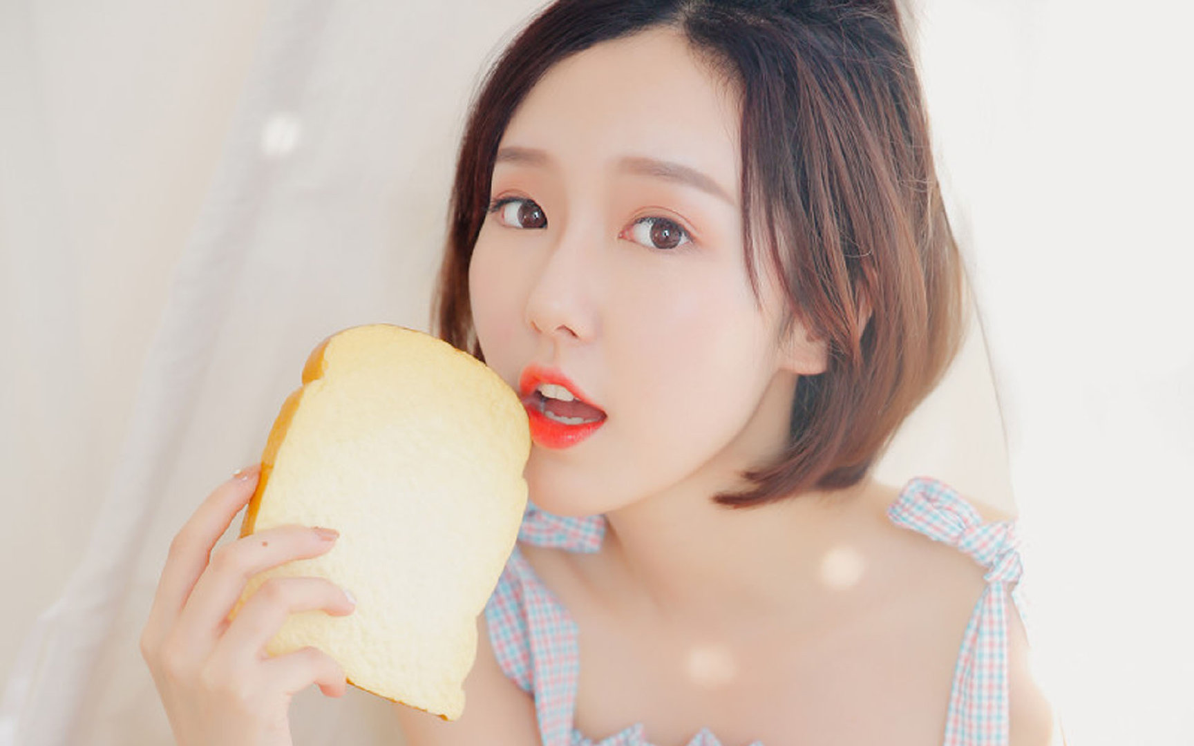 哈弗茨关键一击定乾坤，瑞士队稳健取胜玻利维亚—国际足球赛事双线捷报