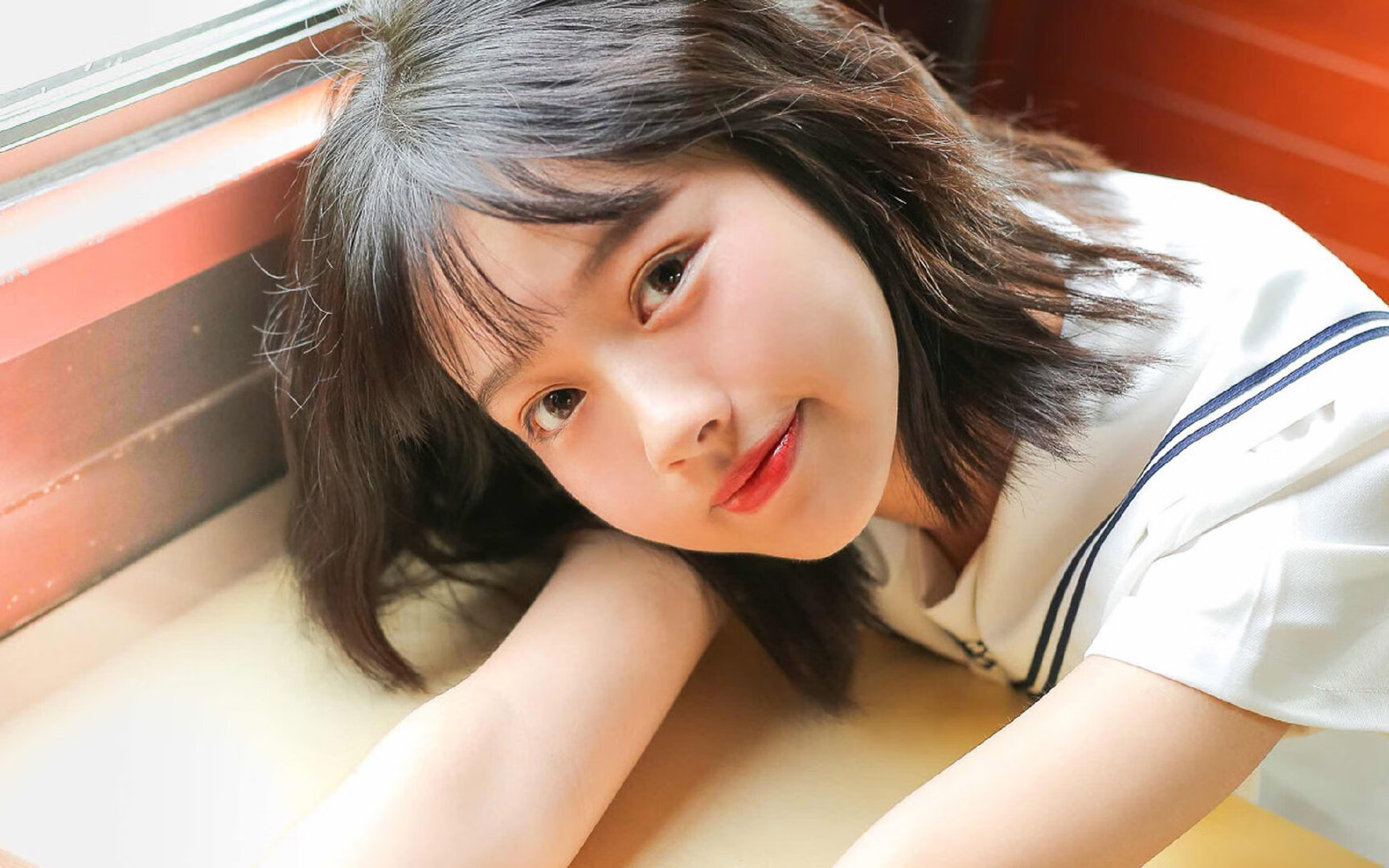 地中海南北岸的绿茵对话，恩佐一球缝合两个世界的夜晚