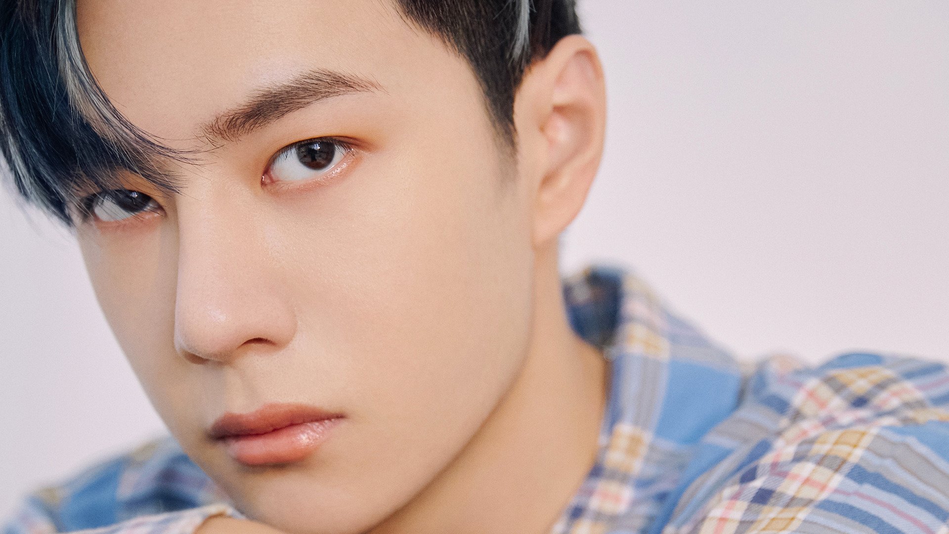 威尔士鏖战冰岛,久保建英一球定乾坤