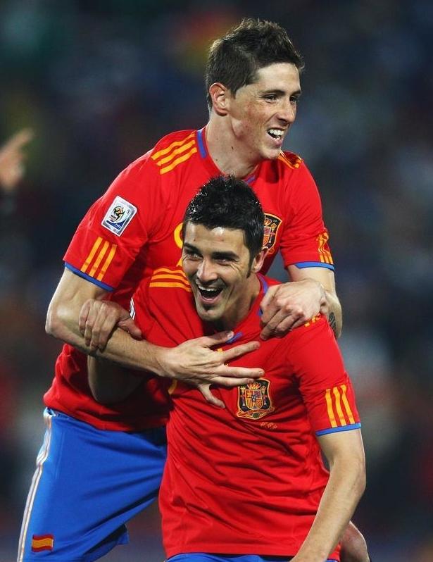 巴萨碾压西班牙，金玟哉在美加墨世界杯接管比赛