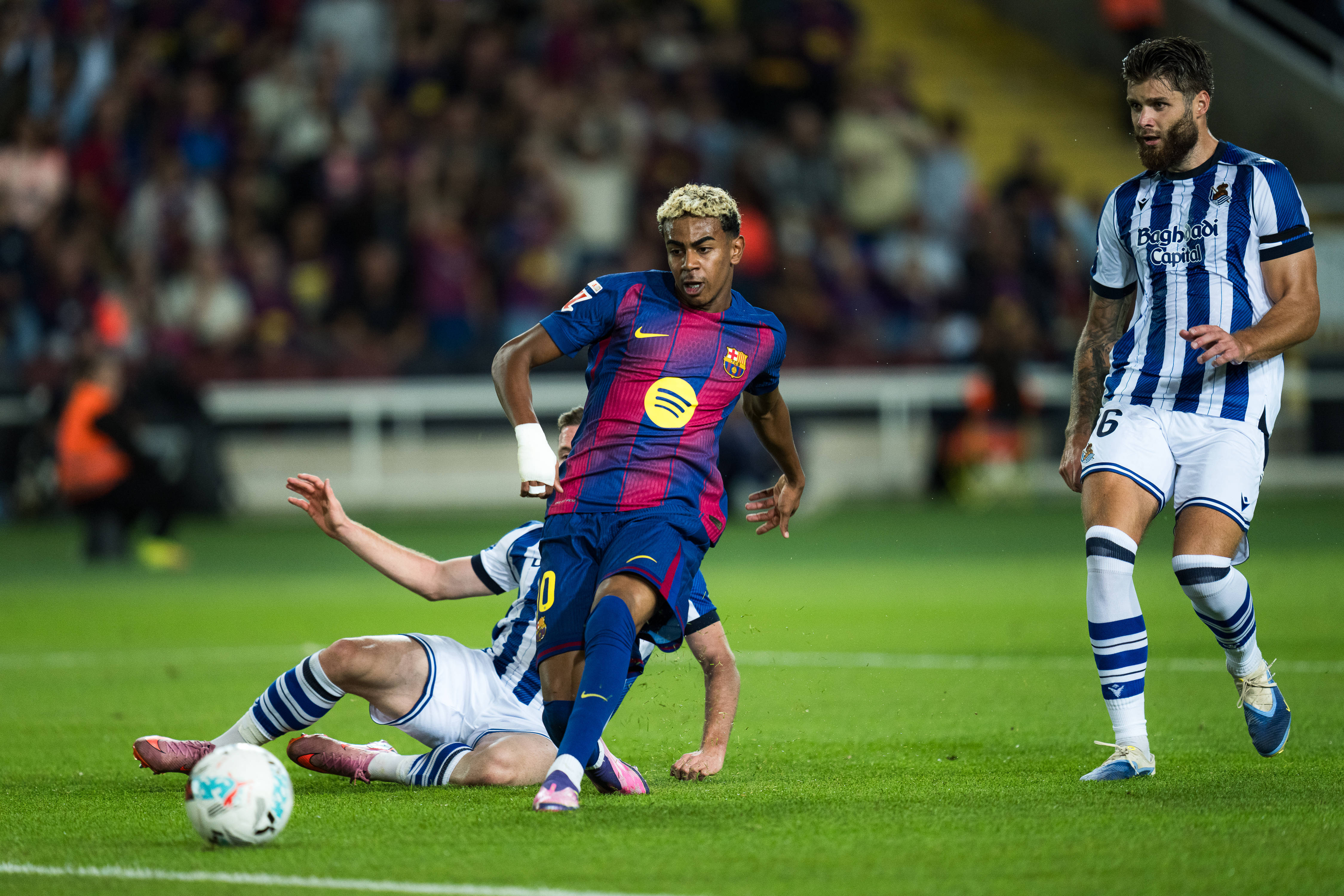 切尔西正面击溃比利时，奥亚尔萨瓦尔成为关键先生